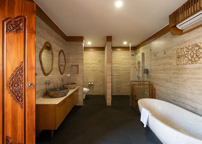 Sarva & Hotel 5*