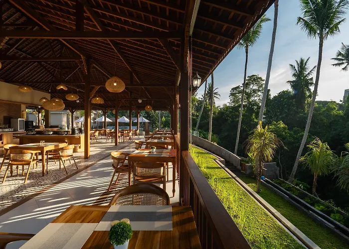 Hotel Sarva & 5*